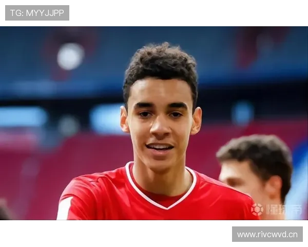 从替补奇兵到主力边锋：加纳乔的角色进化