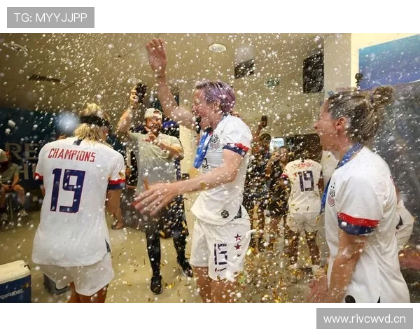 拉皮诺退役后还在靠代言赚得比普通上班族一辈子都多