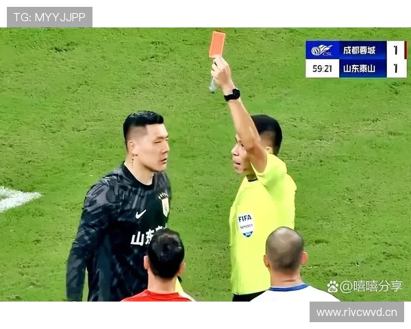 双方同时犯规如何处理：赛场上裁判怎样判罚？